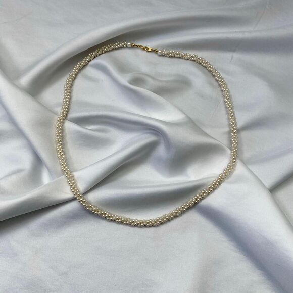 Vintage Cream White Strand of Faux Pearl Twisted Rope Necklace - Picture 4 of 5